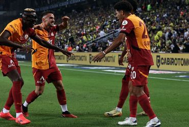 Fenerbahce vs Galatasaray (00:00 – 22/09)